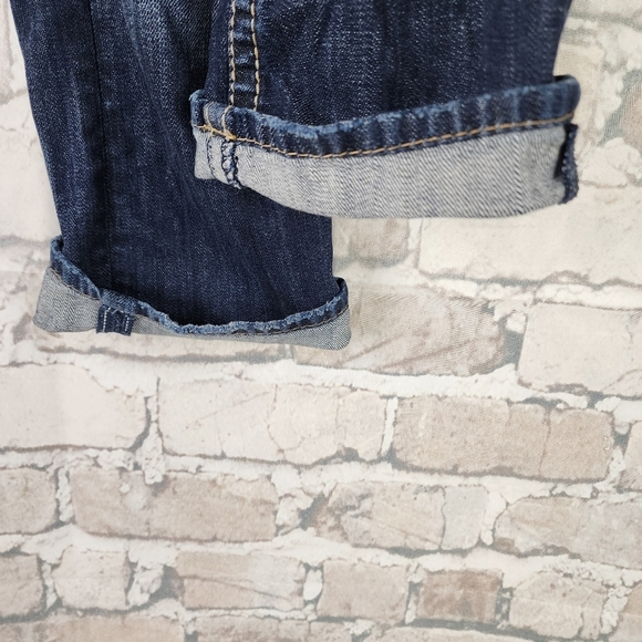 Silver Jeans Aiko  Capri Dark Wash Distressed Factory Fade Size 29 - Picture 13 of 15